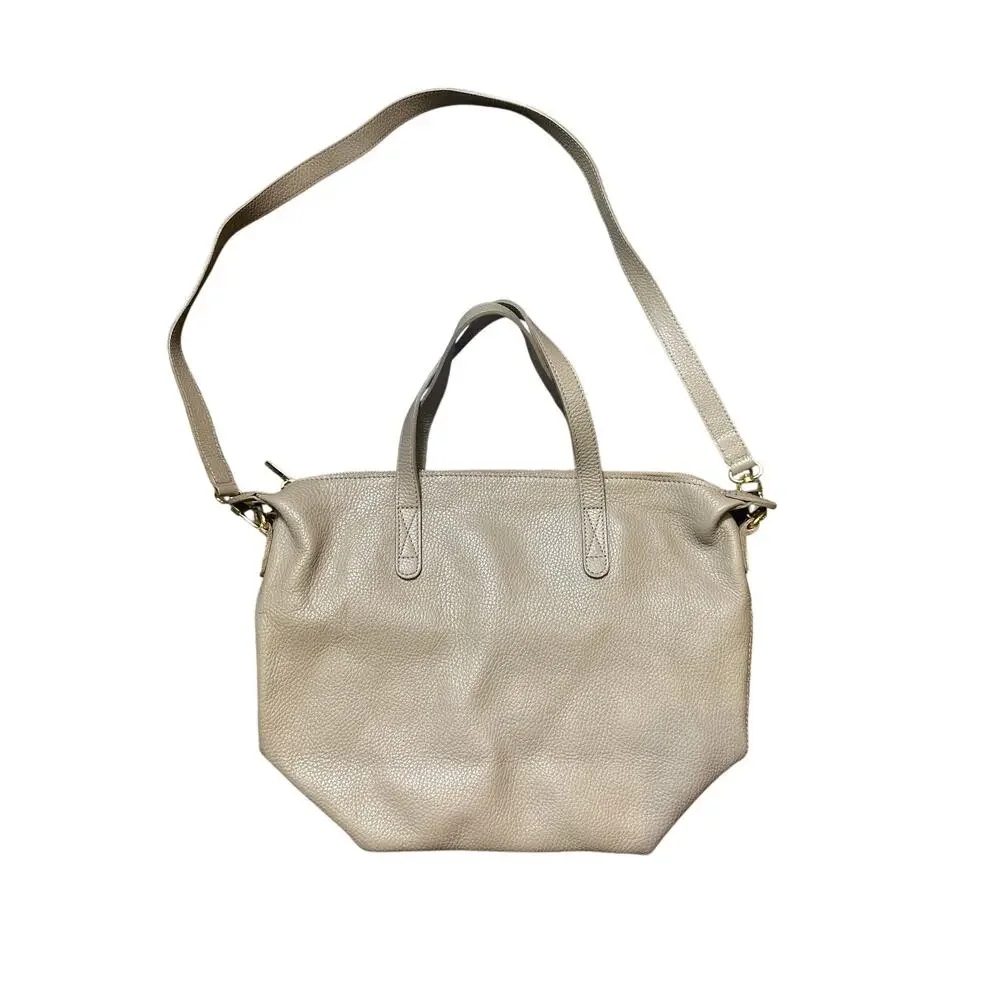 Cuyana Carryall Tote Bag Pebbled Leather Neutral Taupe